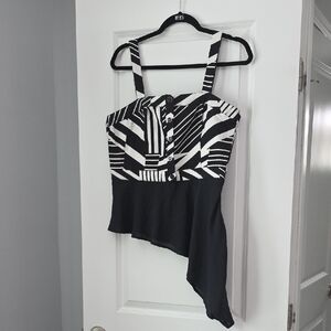 New York & Company Monochrome Striped Top